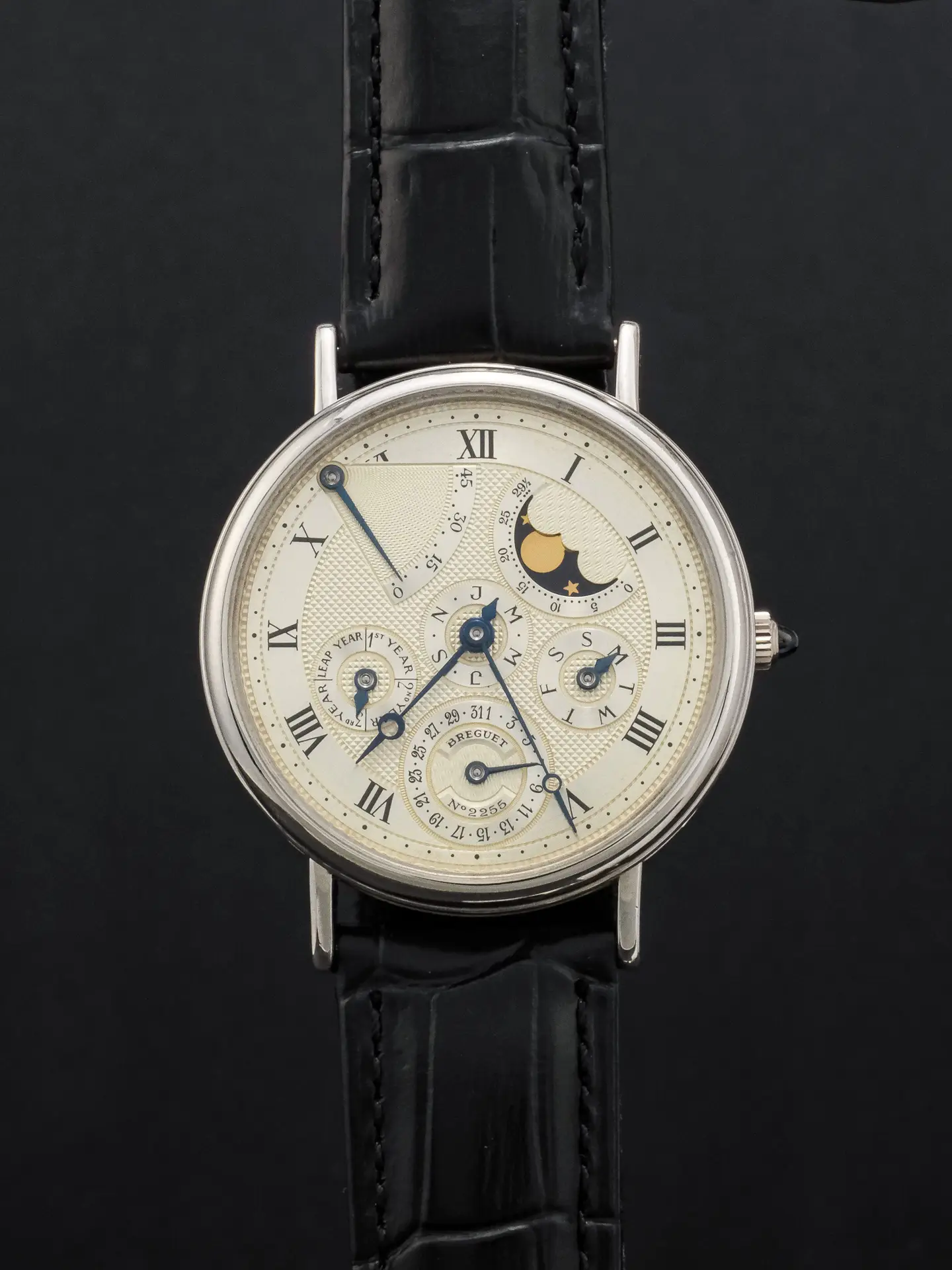 Breguet Classique ref. 3310 in Platinum Automatic Perpetual Calendar and Power Reserve