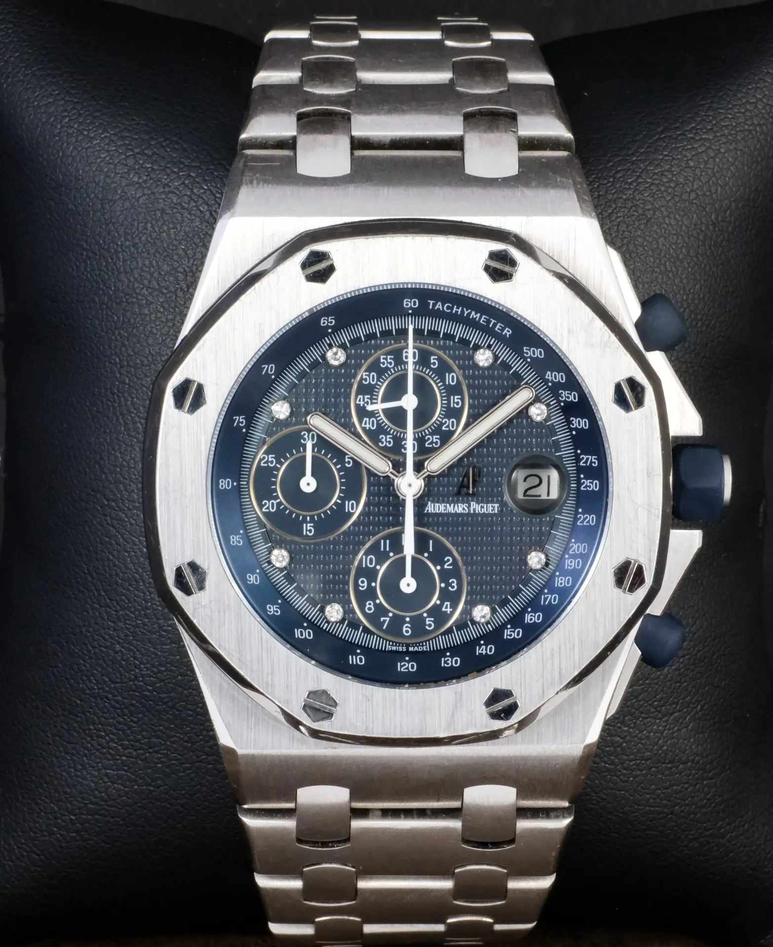 Audemars Piguet - WHITE GOLD - Royal Oak Offshore Ref. 25721BC